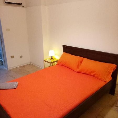 Garibaldi Centro Apartment Бари Екстериор снимка